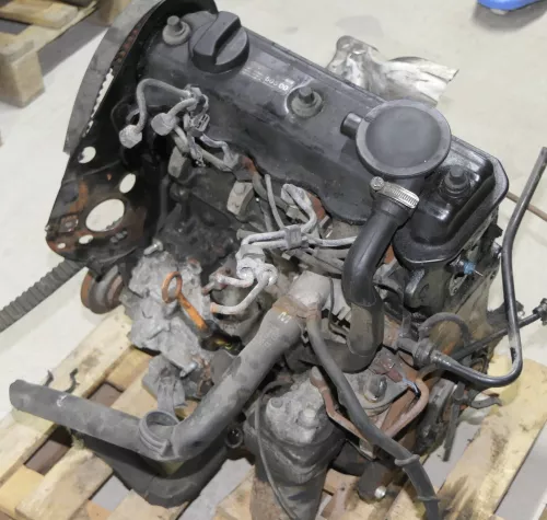 VW Golf 3 Passat 3B Motor 1Z 1,9 TDI 230.000km Diesel oh Anbauteile T3 T4 T2