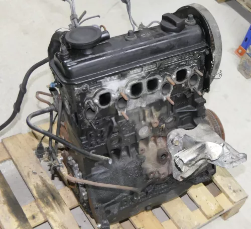 VW Golf 3 Passat 3B Motor 1Z 1,9 TDI 230.000km Diesel oh Anbauteile T3 T4 T2 (153339)