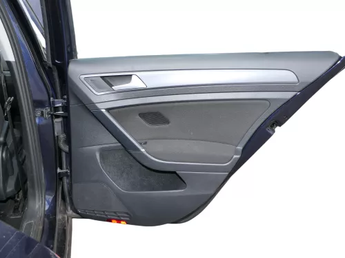 1x VW Golf 7 5G AU Variant Kombi Türverkleidung Tür hinten rechts schwarz