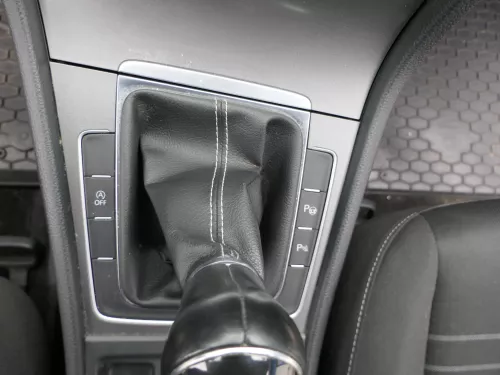 VW Golf 7 Schaltknauf Schaltsack Schaltung Schaltknüppel original 6-Gang Leder (185508)