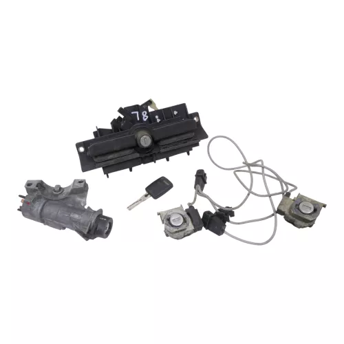 Audi A3 8L Schloßsystem 2x Türschloß mit 1x Schlüssel Schloß Zündschloß (185670)