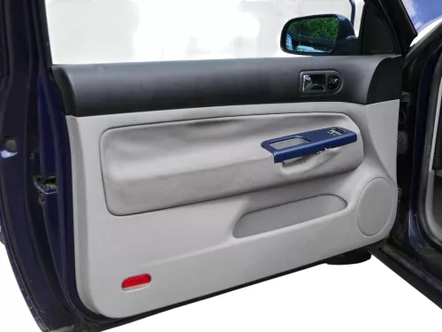 VW Golf 4 2/3-Türer Türverkleidung Verkleidung Tür vorne links - grau (185735)