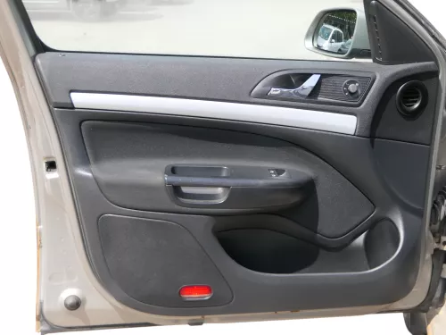 1x Octavia 1Z Türverkleidung Verkleidung Tür vorne links onyx schwarz