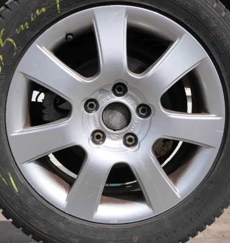 1x Seat Altea 5P Alufelge Felge 5P0601025 6,5J Jx16H2 ET50 Polarys  3  KBA 45672