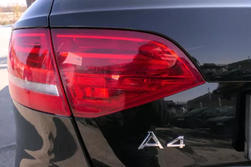 Audi A4 B8 8K Avant hinten links innen 8k9945093 Rückleuchte original (keinLED)