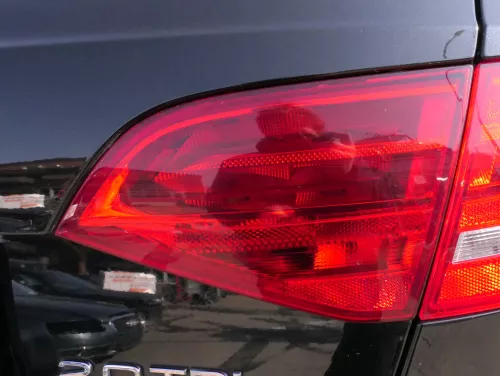 Audi A4 B8 8K Avant hinten rechts innen 8k9945094 Rückleuchte original (keinLED)