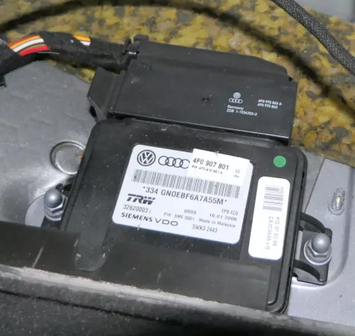 Audi A6 4F Steuergerät 4F0907801 C / D Bremse Feststellbremse Handbremse