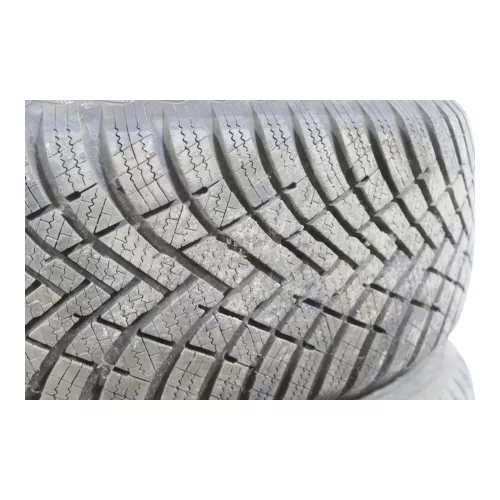 4x VW Golf 5 Plus 5M 205/55 R16 91T Winterreifen M+S Felgen Reifen M&S ca.7,5mm (149882)