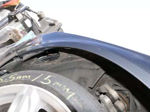 Audi A6 4F Radhausschale Dämpfung Radhaus vorne links 4F0821133H Vlies (185868)