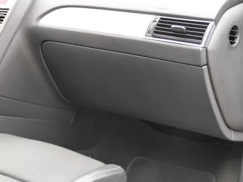 Audi A6 4F Handschuhfach Griff für Handschuhfachdeckel Deckel Klappe schwarz