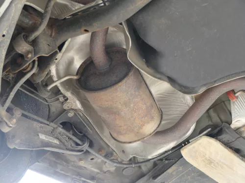 Golf 5 & Kombi Auspuff Mittelschalldämper +Endschall hinten 1,6 BSE BSF CCSA ## (186042)