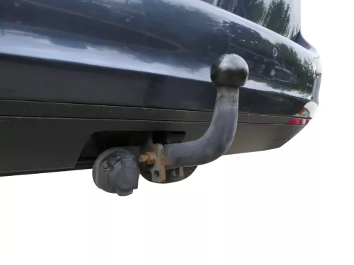 VW Golf AJ5 Kombi Variant feste starre Anhängerkupplung + Kabelbaum