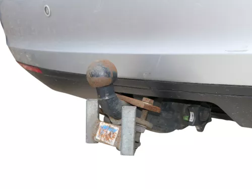 VW Golf AJ5 Kombi Variant feste starre Anhängerkupplung + Kabelbaum