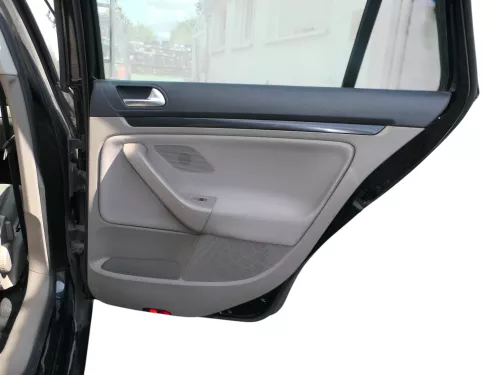 1x Golf Variant Kombi AJ5 5 1K Türverkleidung Verkleidung Tür hinten rechts macc