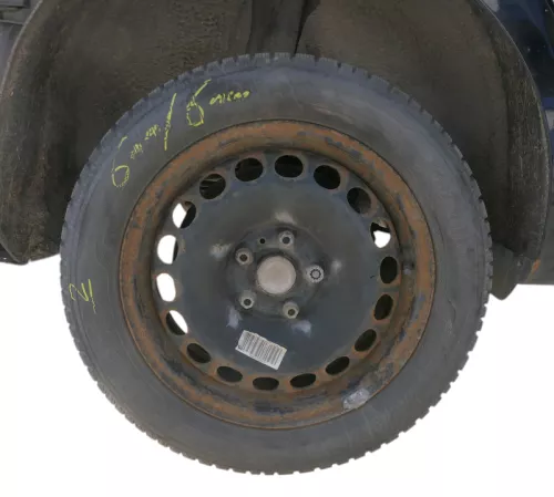 4x VW Passat 3C Golf Reifen Winterrreifen M&S 205/55 R16 91H Felgen 5-6mm (186133)