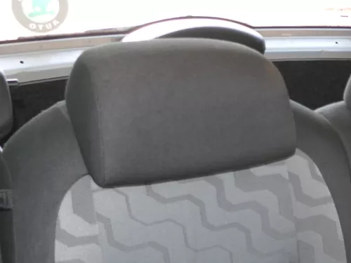 1x Skoda Roomser 5J Kopfstütze hinten rechts oder links - anthrazit