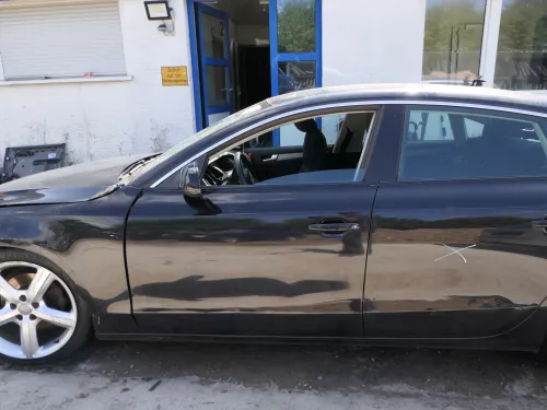 Audi A5 Sportback Tür hinten rechts scharz LZ9Y Facelift ohne Anbauteile (186307)