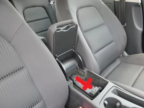 Audi A4 B8 8K A5 8T Mittelarmlehne Armlehne mitte original soul schwarz (172766)