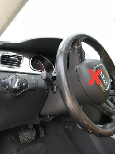 A3 8P A5 8T Lenkrad 3-Speichen 8R0419091E schwarz Lederlenkrad - Bilder (186338)