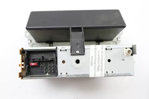 VW Polo 6R Golf Plus Radio CD- Player 5M0035156A /D ULVW MP3 mit Code RCD 210 (126423)