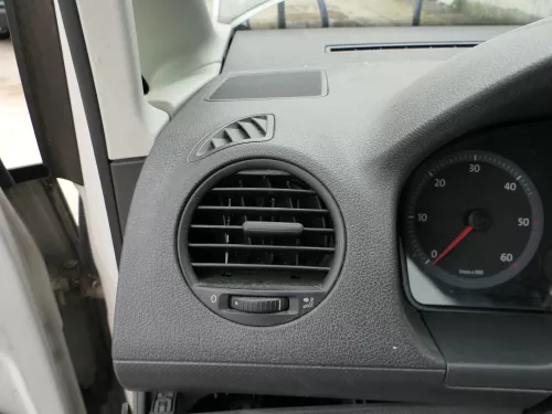 1x W Caddy 2K Lüftungsdüse Düse Lüftung 2K0819703B 9B9 links rechts mitte (164551)