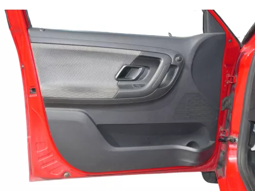 1x Skoda Fabia 5J Stufenheck Türverkleidung Verkleidung Tür vorne links Griff