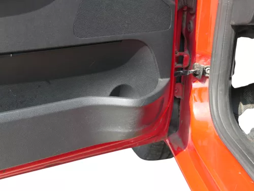 1x Skoda Fabia 5J Stufenheck Türverkleidung Verkleidung Tür vorne links Griff (186458)