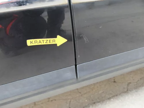 Passat 3C Kombi o. Limo Tür vorne rechts Beifahrer schwarz LC9X ohneAnbauteile (186473)