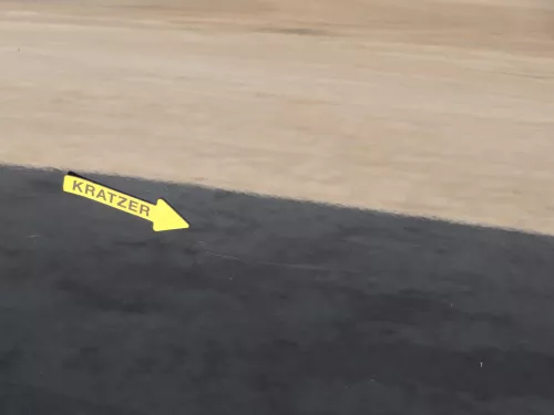 VW Passat 3C Kombi Variant Tür hinten links schwarz LC9X -OHNE Anbauteile (186478)