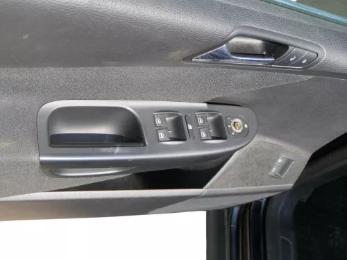 VW Passat 3C Variant 1x Türverkleidung Verkleidung Tür vorne links schwarz (186485)