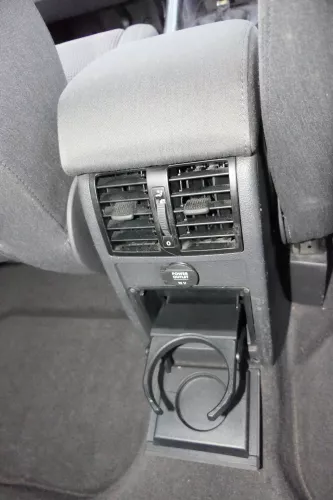 VW Touran 1T Mittelarmlehne Armlehne Fach original komplett anthrazit ab Bj.2007 (109516)