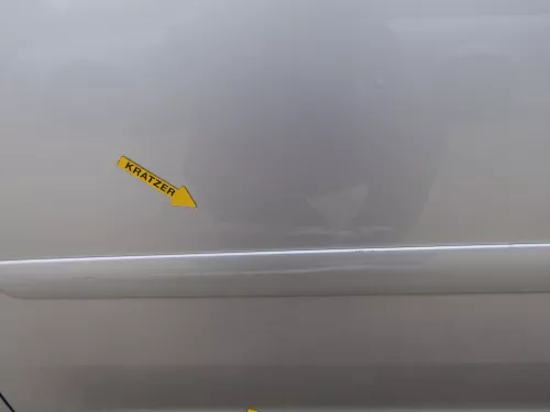 VW Touran 1T 1T3 Tür vorne links Fahrertür silber LA7W -OHNE Anbauteile - ROST (186546)