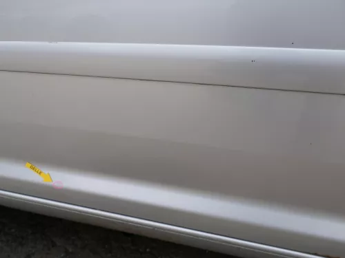 VW Touran 1T 1T3 Tür vorne links Fahrertür silber LA7W -OHNE Anbauteile - ROST (186546)