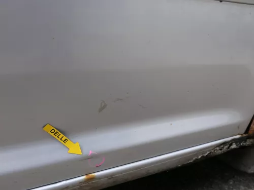 VW Touran 1T 1T3 Tür vorne rechts Beifahrertür silber LA7W - ohne Anbauteile (186549)