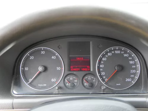 VW Touran Caddy 2K Tacho Tachometer Kombiinstrument 334.000km 1T0920860G TDI