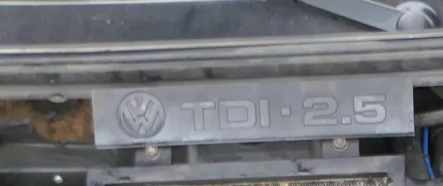 VW T4 Motorabdeckung Abdeckung Motor Blende 2,5 TDI Schriftzug Emblem ACV