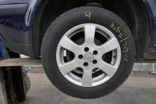 4x Golf 4 Bora Alufelgen Felgen 195/65 R15 Winterreifen CMS KBA 45286 KEINE REIF