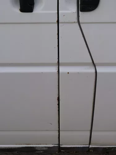 T4 Transporter Tür rechts Schiebetür mit Scheibe Multivan Caravelle weiß R902 (186815)