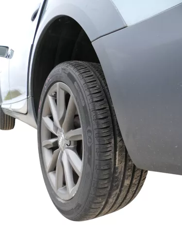 4x A6 4F Alufelgen Sommerreifen Reifen Felgen 245/45 R18 Y XL 6-8mm 4F0601025BN (187191)