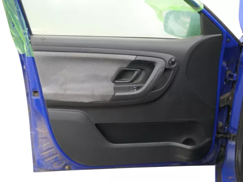 1x Skoda Fabia 5J Stufenheck Türverkleidung Verkleidung Tür vorne links Griff